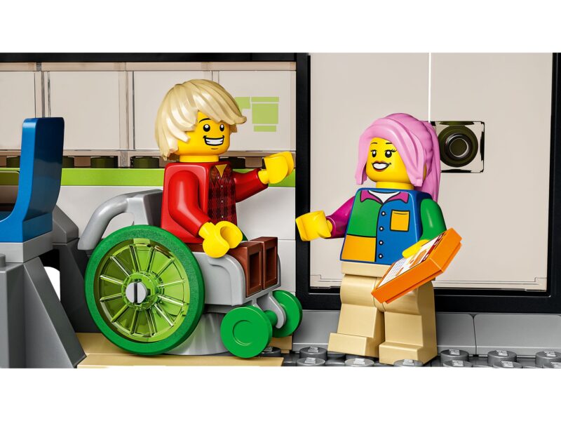 LEGO City Passagierssneltrein - 60337 - Afbeelding 7