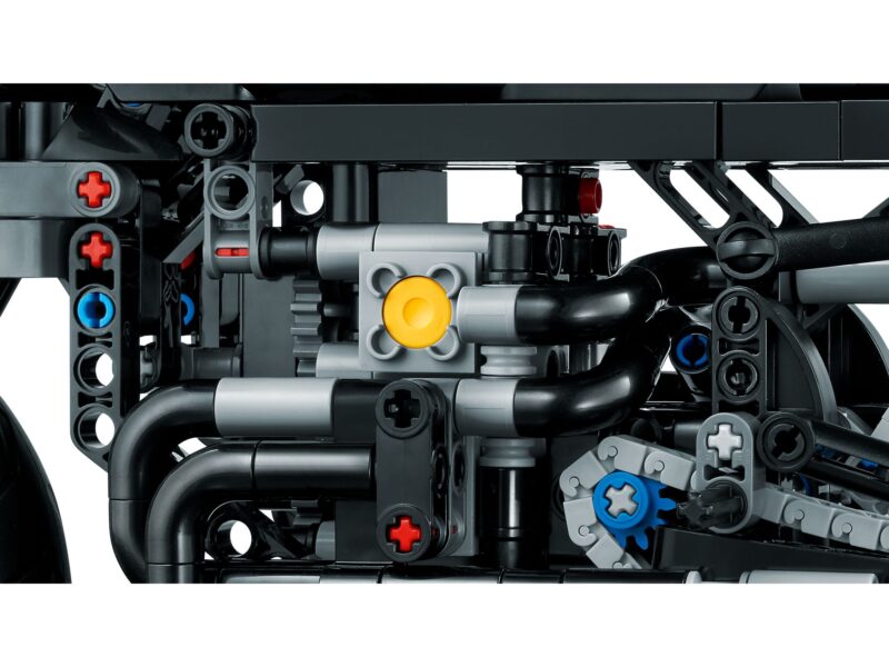 LEGO Technic DC Comics The Batman Batcycle - 42155 - Afbeelding 6