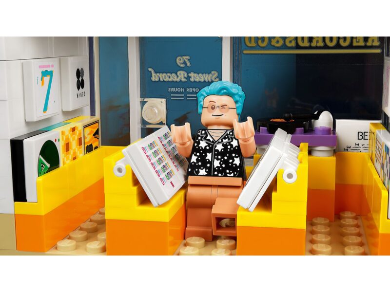 LEGO Ideas BTS Dynamite - 21339 - Afbeelding 10