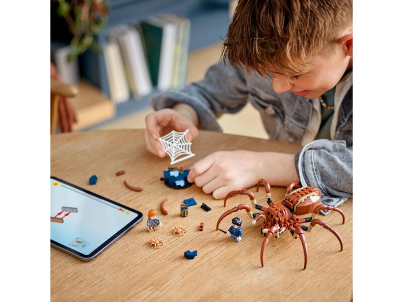 LEGO Harry Potter Aragog in het Verboden Bos - 76434 - Afbeelding 9