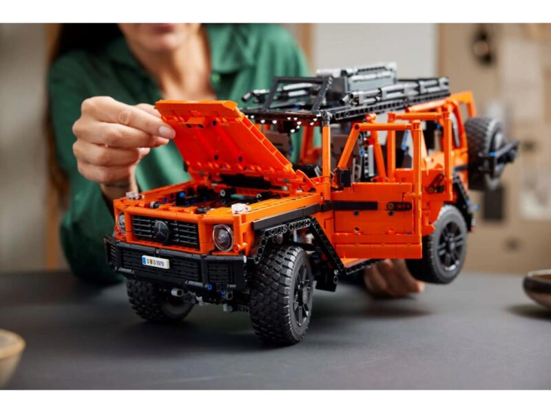LEGO Technic Mercedes-Benz G 500 PROFESSIONAL Line - 42177 - Afbeelding 7