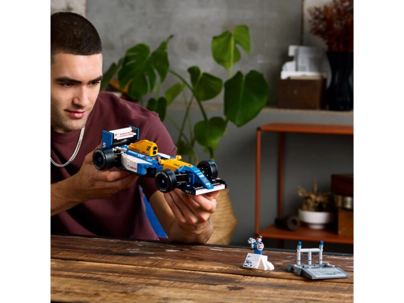 LEGO Icons Williams Racing FW14B en Nigel Mansell F1 racewagen - 10353 - Afbeelding 9