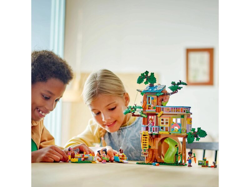 LEGO Friends Boomhut voor de vrienden - 42652 - Afbeelding 9
